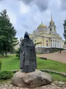 Монастырская гостиница - 3