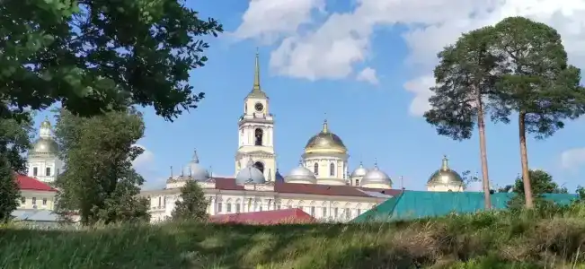 Монастырская гостиница - 11