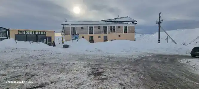 Khizina Rezo | REZO HUT - 46