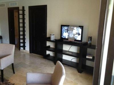 Lifestyle Crown Residence Suites - 25