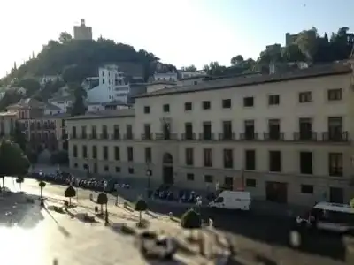 Maciá Plaza - 16