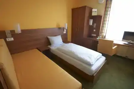 Greet Darmstadt - an Accor - - 70