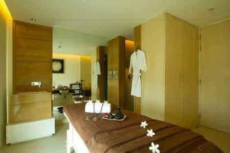 Holiday Inn Mumbai International Airport, An Ihg - 35