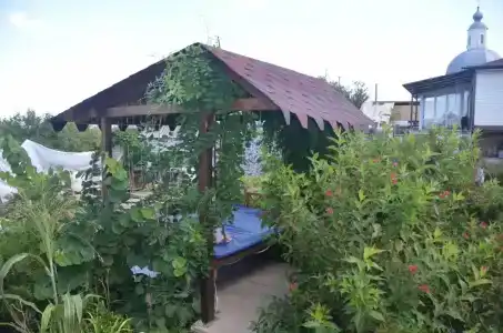 Пристанская - 8