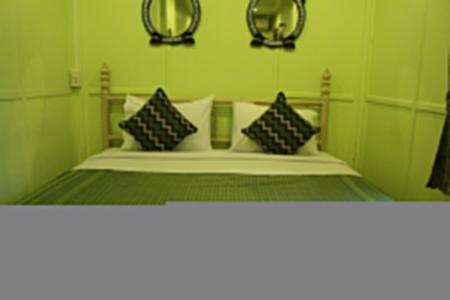 Samsen Sam Place - 94