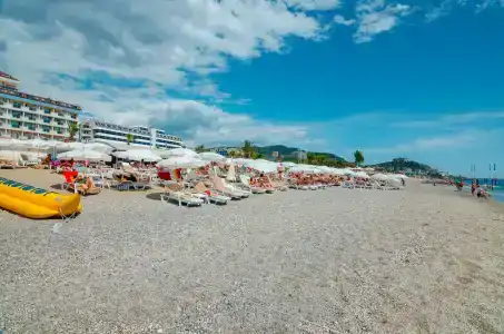 The Lumos Deluxe Resort & Spa - 10