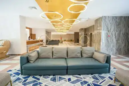 Интурист - 4