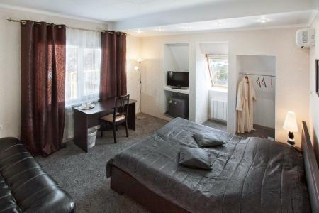 Пирамида - 83