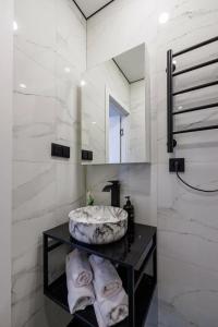 на Новомосковской, 14 - 40