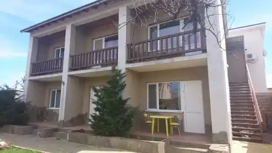 ВладОтель - 0