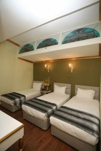 Laleli Blue Marmaray - 99