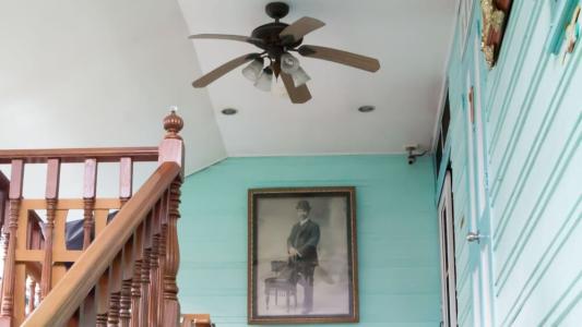 Samsen Sam Place - 60