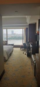Shangri-La Guangzhou - 88