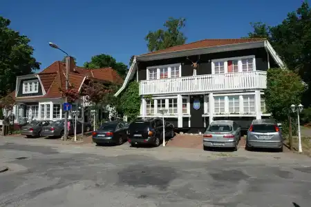 Im Schwedischen Hof - 5