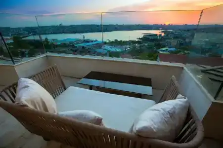 Radisson Blu Istanbul Pera - 77