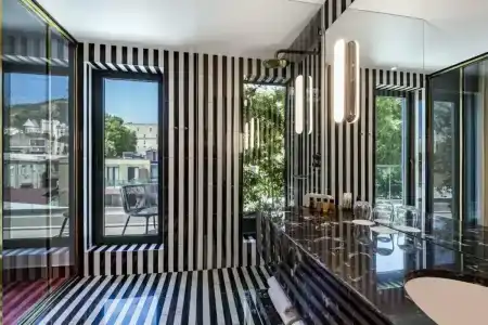 Bazzar Boutique - 60