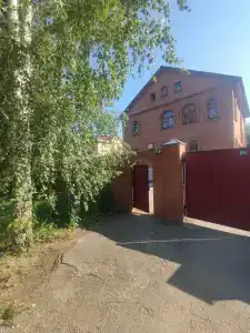 Red house - 44