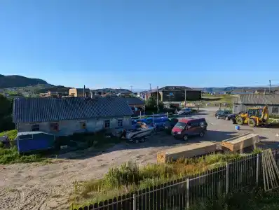 В центре старой Териберки - 75