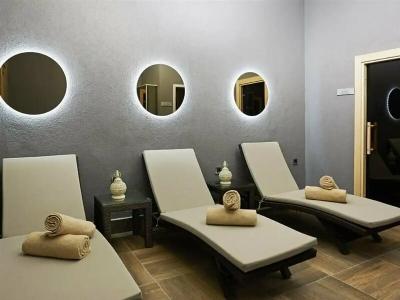 DoubleTree by Hilton Istanbul Esentepe - 69