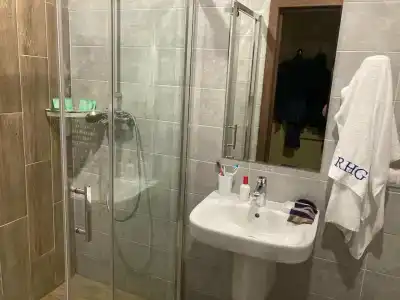 Рус хотел групп - 80