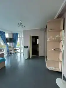 На ладони - 81