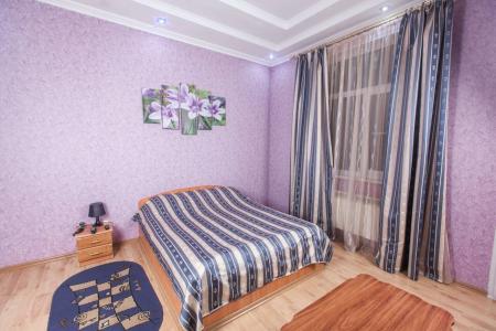Три Льва - 52