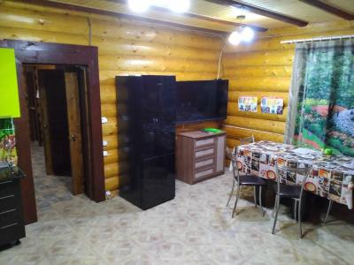 Бревенчатый дом в лесу - 158