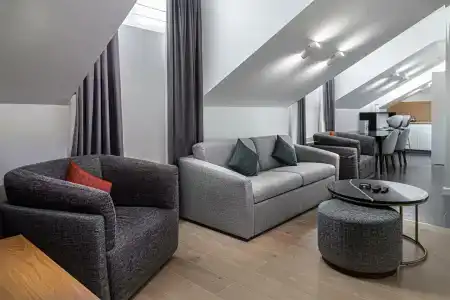 The Basilian Minsk, Curio Collection By Hilton - 120