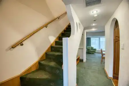 ApartMezhdunarodnaya - 77