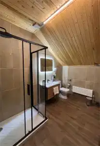 Tatroff Chalet - 81