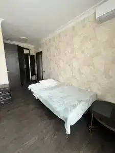 Estate - 81