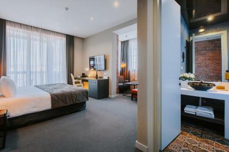 TbiliSee Boutique Hotel - 64