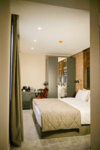 TbiliSee Boutique Hotel - 98
