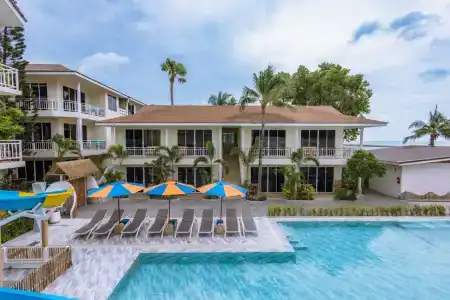 Ark Bar Beach Resort - 118