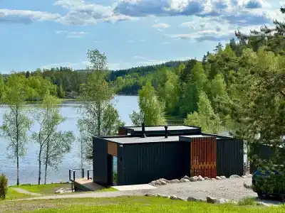 Luoto - 64