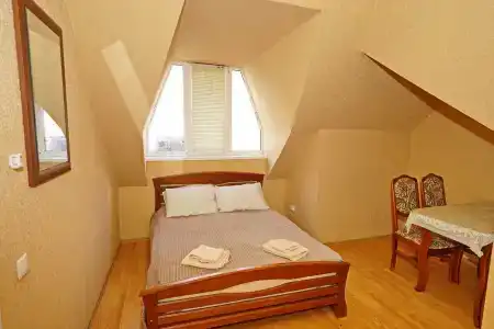 Лилия на Бирюзовой - 106