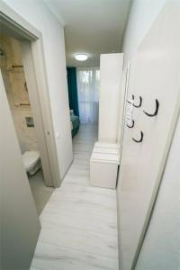 Славутич - 203