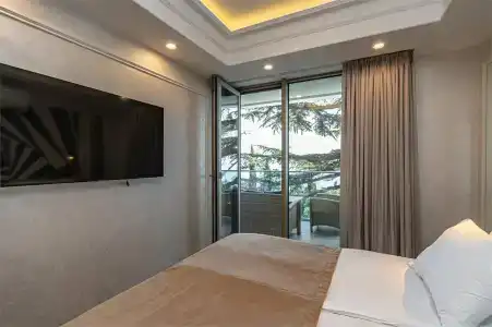 Зазеркалье - 109