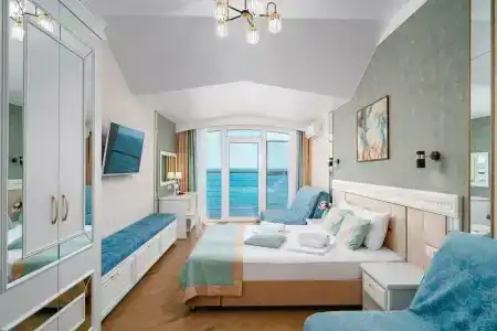 на Черноморской - 212