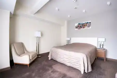 ApartMezhdunarodnaya - 85