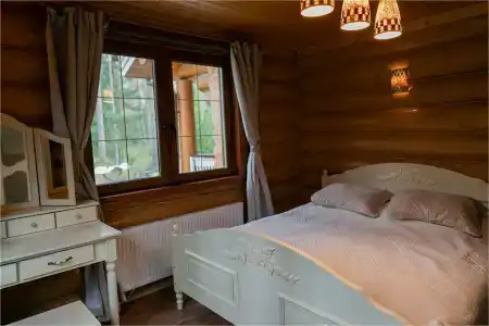 Морошка Эко Вилладж - 90