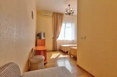Дельфин - 57