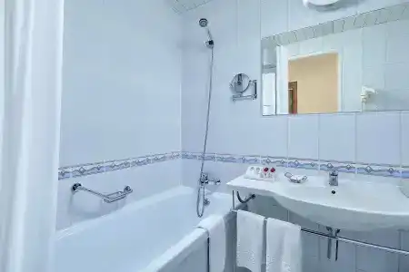 Служба бронирования и размещения Ника - 85