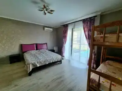 У Нелли - 160