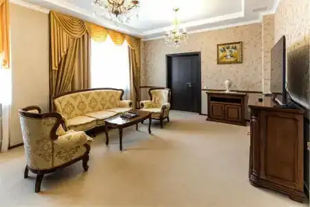 Урал Тау - 82