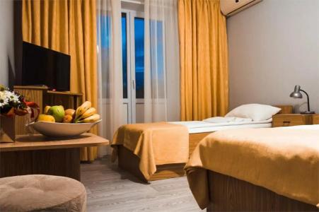 Славутич - 53