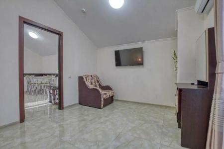 Славутич - 228