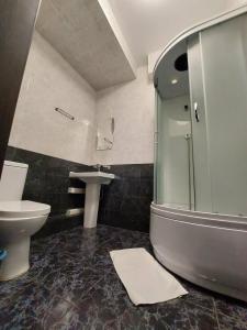 Motzart Hall - 102