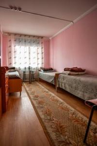 Нефтяник - 37