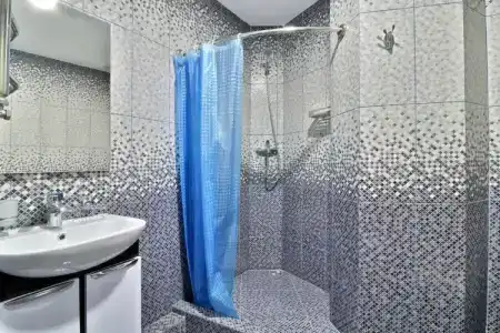 на Боткинской 2в - 192